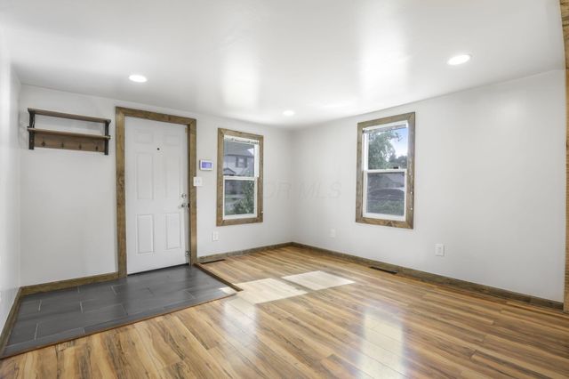 221 Southard Drive, Columbus, OH 43207