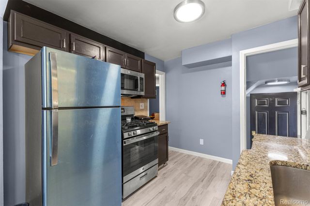 10053 Riverdale, Redford Charter Township, MI 48239