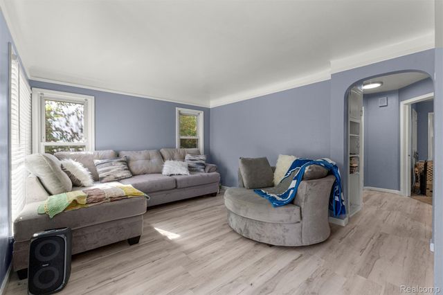 10053 Riverdale, Redford Charter Township, MI 48239