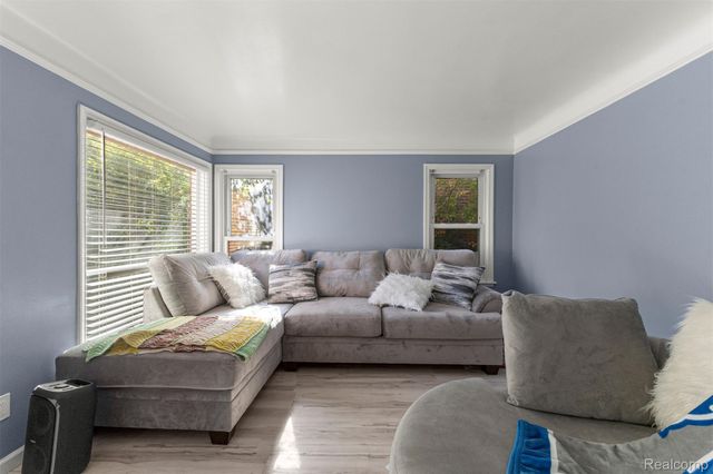 10053 Riverdale, Redford Charter Township, MI 48239