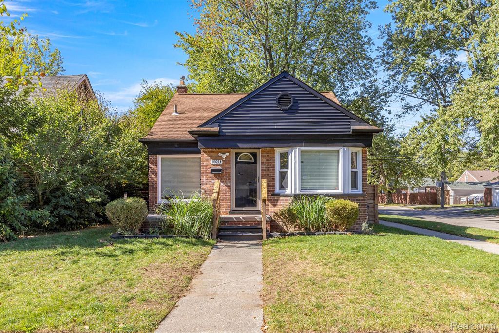 10053 Riverdale, Redford Charter Township, MI 48239