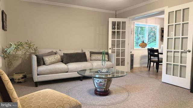 1 PEAR TREE LN, Lafayette Hill, PA 19444