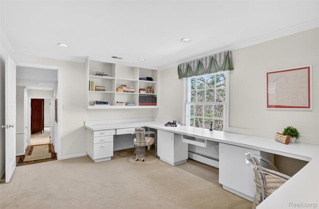 27220 Willowgreen Court, Franklin Village, MI 48025