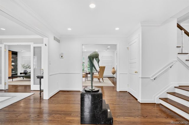 27220 Willowgreen Court, Franklin Village, MI 48025