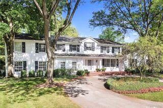 27220 Willowgreen Court, Franklin Village, MI 48025