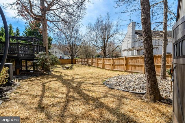 4534 SAMUELS PINE RD, Chantilly, VA 20151