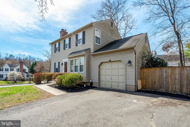 4534 SAMUELS PINE RD, Chantilly, VA 20151