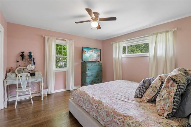 5218 Pawnee Drive, Roeland Park, KS 66205