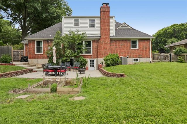 5218 Pawnee Drive, Roeland Park, KS 66205
