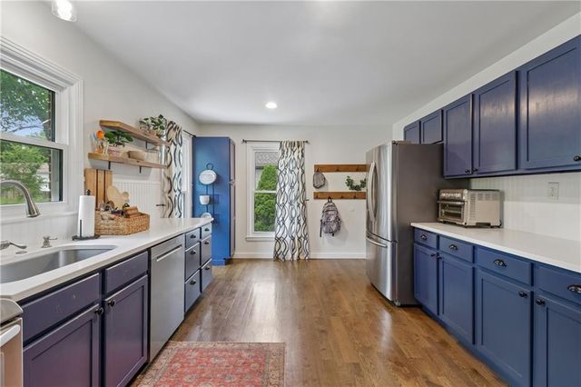 5218 Pawnee Drive, Roeland Park, KS 66205