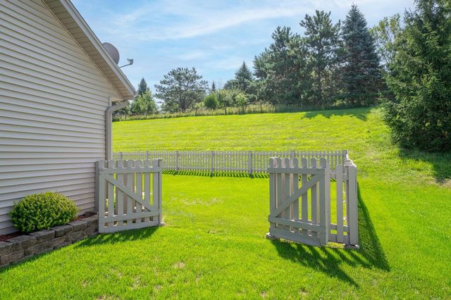 1271 Orchard CIRCLE, Oconomowoc, WI 53066