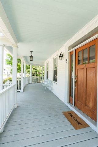 8 Lowell St, Billerica, MA 01862