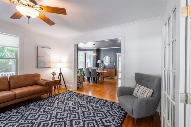 8 Lowell St, Billerica, MA 01862