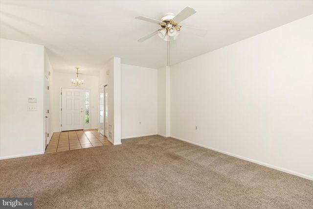 1 GOLDFINCH DR, Hamilton, NJ 08690
