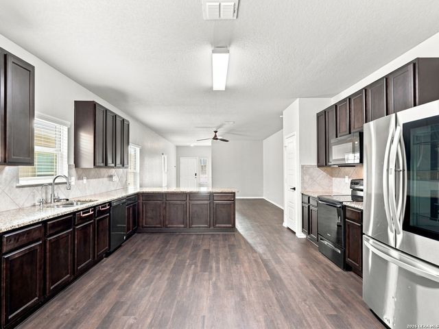 7222 Boxing Grove, San Antonio, TX 78244