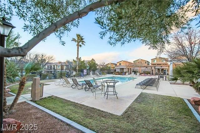 2900 Sunridge Heights Parkway 933, Henderson, NV 89052