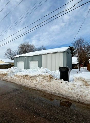 409 Walnut, Kalkaska Twp, MI 49646