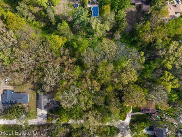 0000 Hunters Lane, Southfield, MI 48033