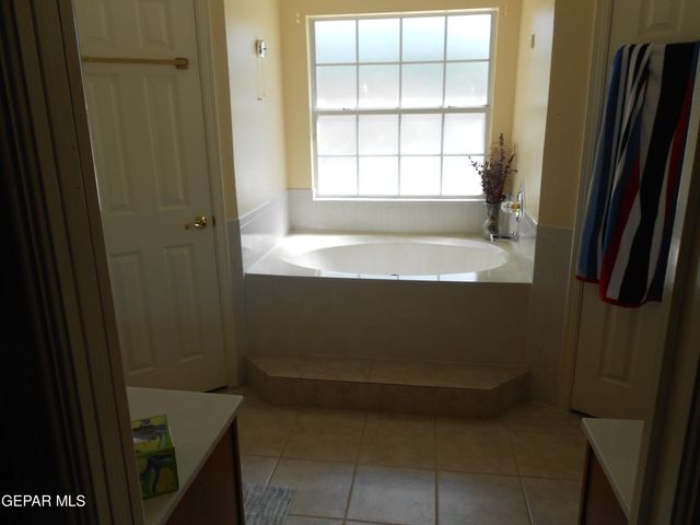 1201 BROWN RIDGE Place, El Paso, TX 79912