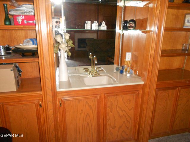 1201 BROWN RIDGE Place, El Paso, TX 79912
