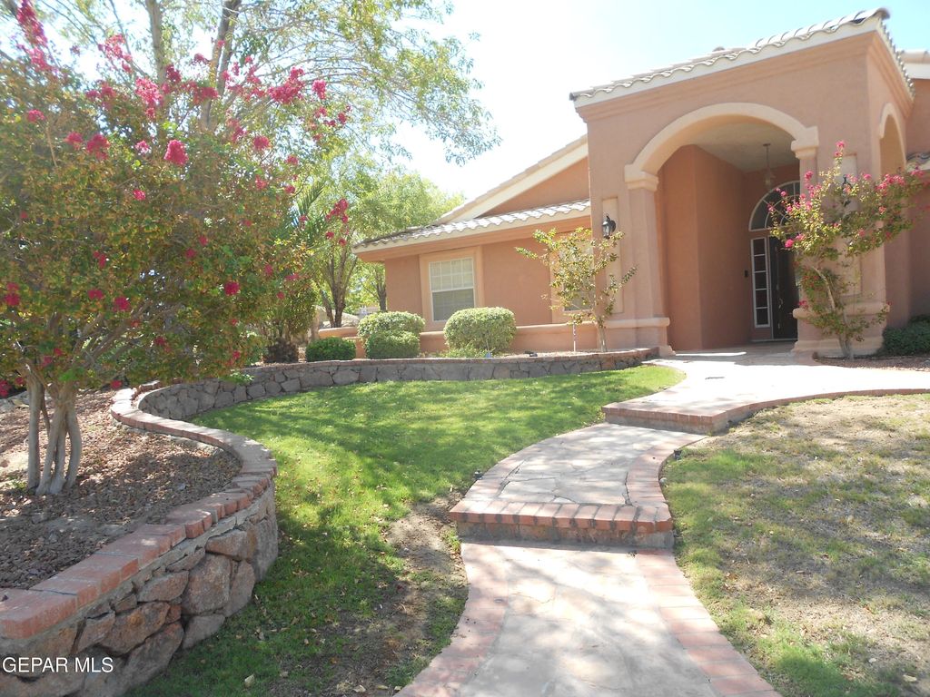 1201 BROWN RIDGE Place, El Paso, TX 79912