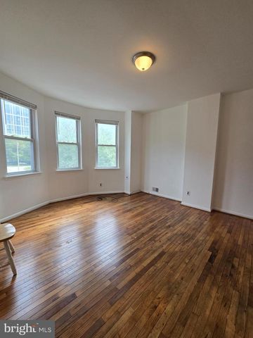 1351 CHRISTIAN ST, Philadelphia, PA 19147