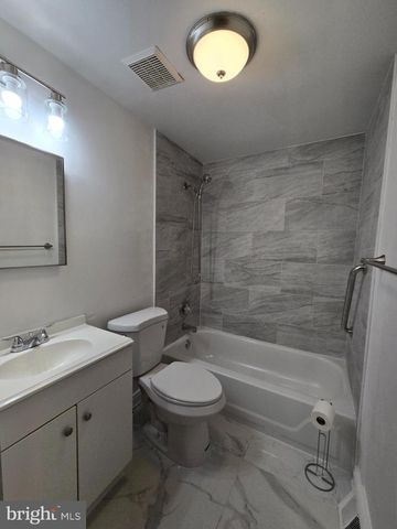 1351 CHRISTIAN ST, Philadelphia, PA 19147