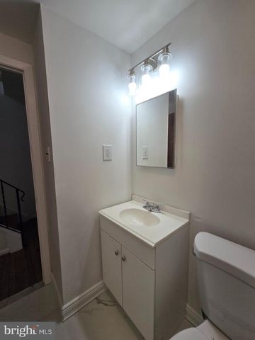 1351 CHRISTIAN ST, Philadelphia, PA 19147