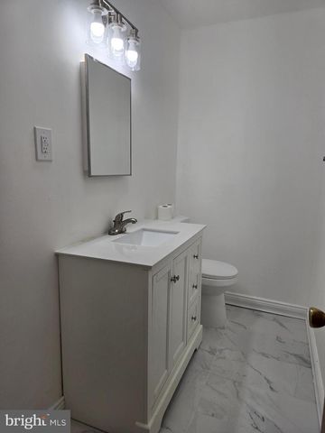 1351 CHRISTIAN ST, Philadelphia, PA 19147
