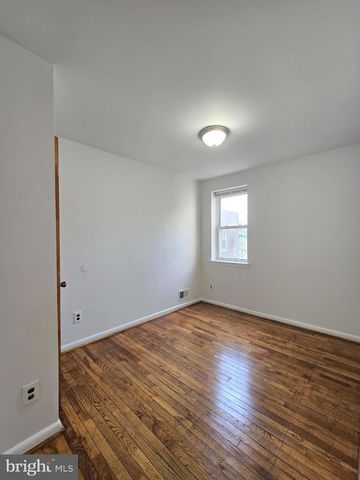 1351 CHRISTIAN ST, Philadelphia, PA 19147