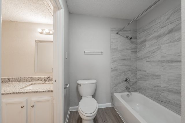 2286 Nantucket Village Circle, Dallas, TX 75227