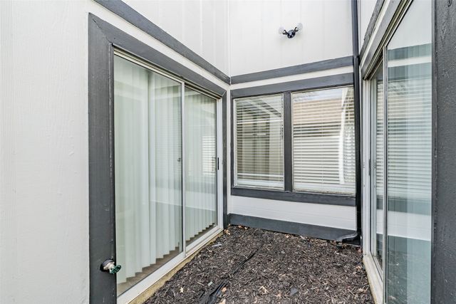 2286 Nantucket Village Circle, Dallas, TX 75227