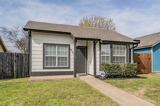 2286 Nantucket Village Circle, Dallas, TX 75227