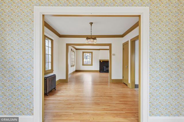 5317 1st Avenue S, Minneapolis, MN 55419