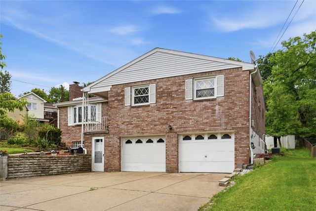 166 Glenhurst Dr, Verona, PA 15147