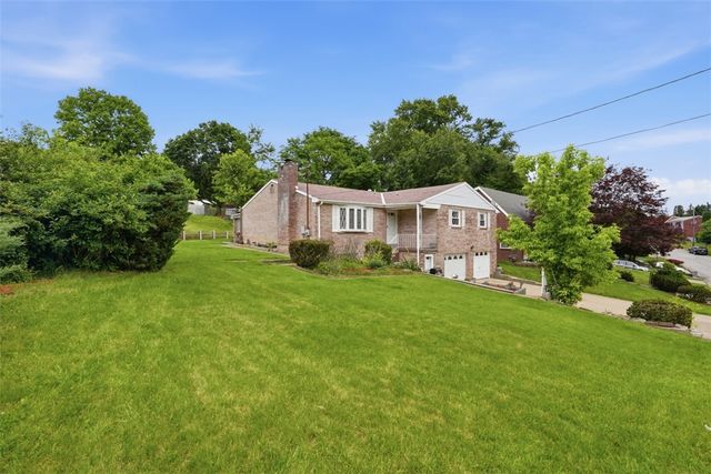 166 Glenhurst Dr, Verona, PA 15147