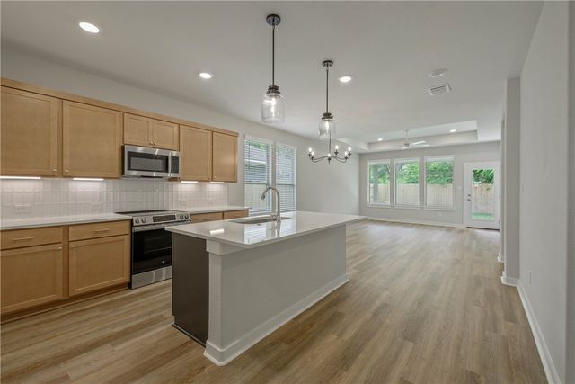 2776 Messenger Way, Bryan, TX 77803