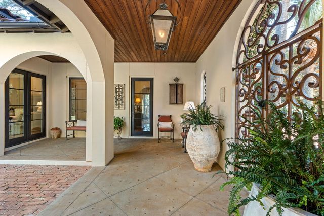 2502 E Baytowne Avenue, Miramar Beach, FL 32550