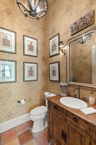 2502 E Baytowne Avenue, Miramar Beach, FL 32550