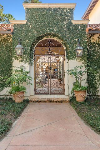 2502 E Baytowne Avenue, Miramar Beach, FL 32550