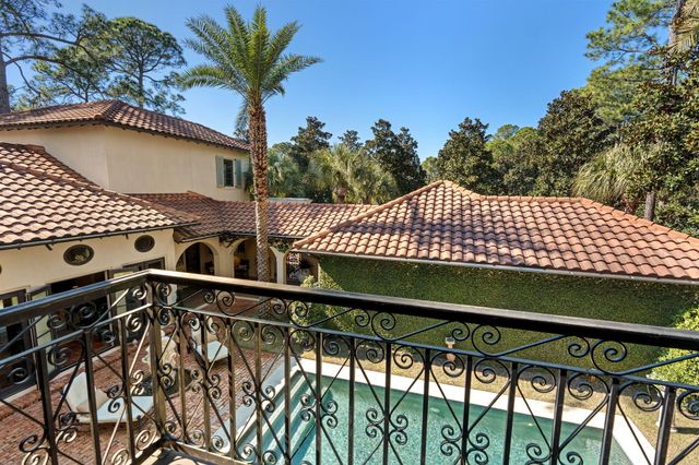 2502 E Baytowne Avenue, Miramar Beach, FL 32550