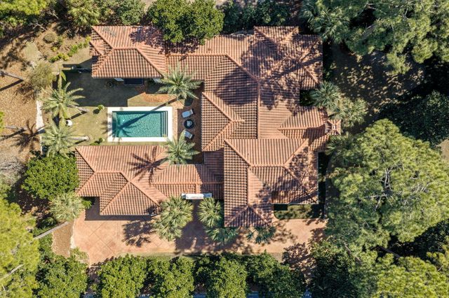 2502 E Baytowne Avenue, Miramar Beach, FL 32550