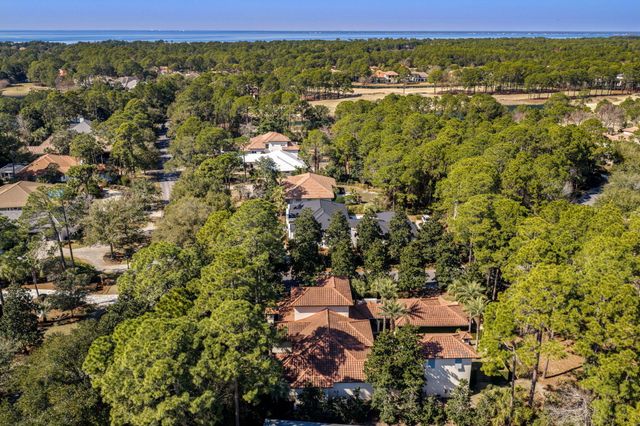 2502 E Baytowne Avenue, Miramar Beach, FL 32550