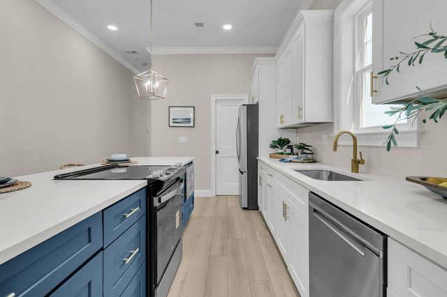 11 Lapp's Court, Charleston, SC 29403