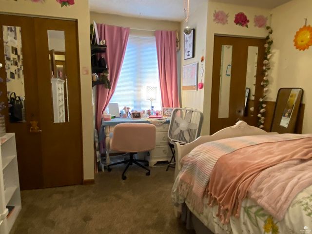 2108 Fox Meadows, Manhattan, KS 66503