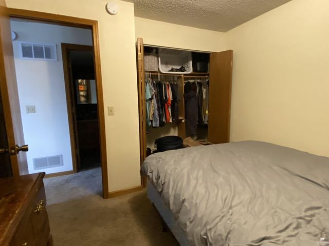 2108 Fox Meadows, Manhattan, KS 66503