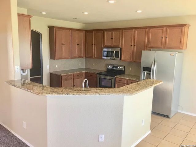 3751 Columbia, Cibolo, TX 78108