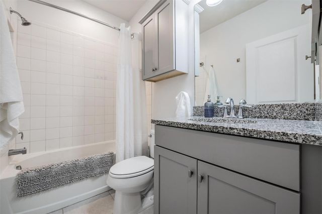 5607 HOMETOWN LANE, Lithia, FL 33547
