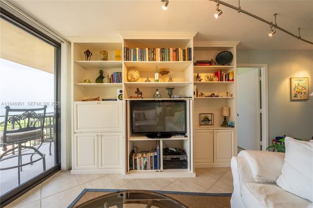 100 Ocean Trail Way 408, Jupiter, FL 33477