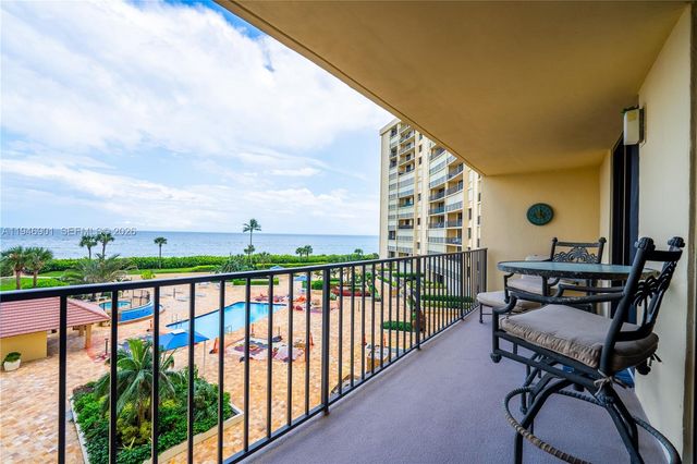 100 Ocean Trail Way 408, Jupiter, FL 33477